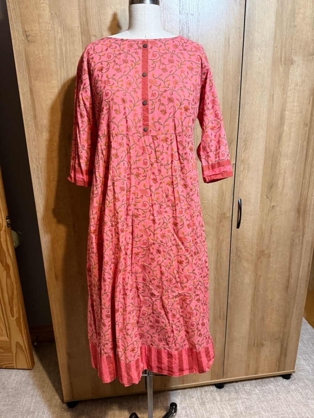 Cotton Pink/Peach Floral 3/4 Sleeve Midi Dress with Button Front LG